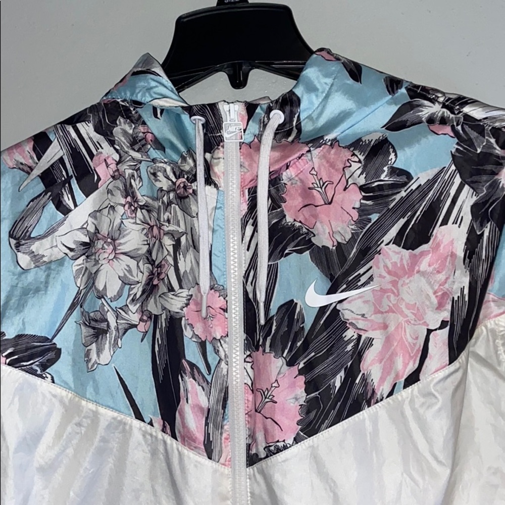 SOLD - Picture 3 of 4